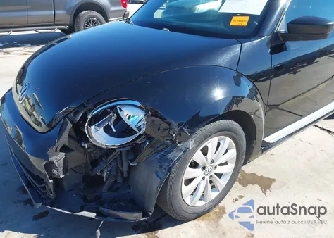 2014 Volkswagen Beetle 1.8T Entry z USA, uszkodzony, nr VIN 3VWF17AT0EM640980